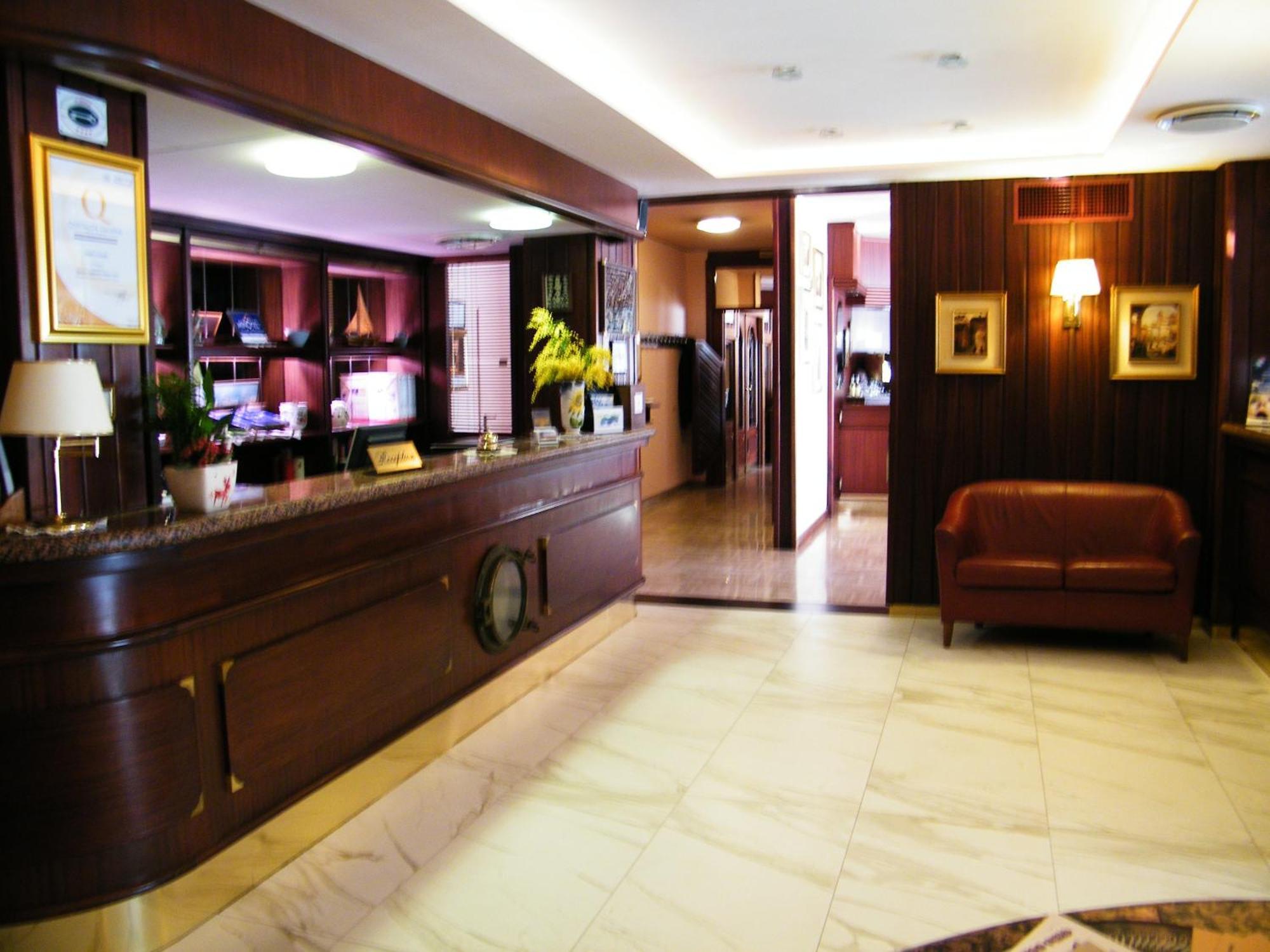 Hotel Cristallo Varazze Extérieur photo